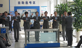 �Ӵ�����